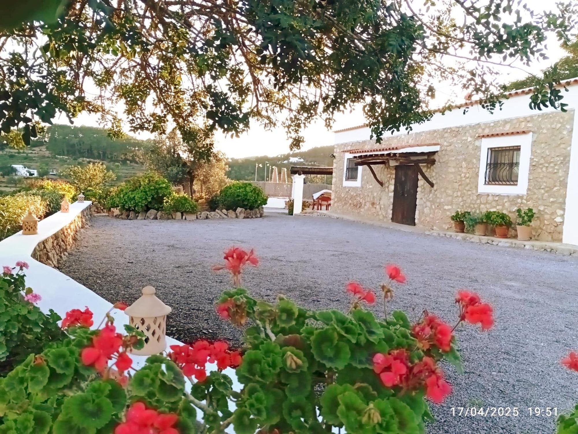 Casa Can Lluc Con Piscina, Jardin Y Vista Al Campo サン・ミゲル・デ・バランサット エクステリア 写真